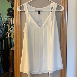 White House Black Market tank